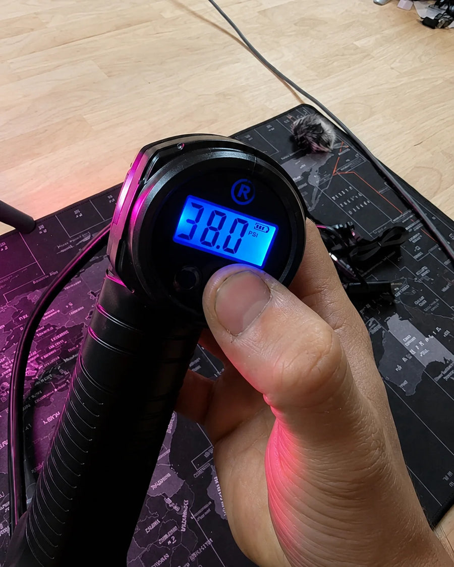 Product detail photo - Digital pressure display showing 38 PSI